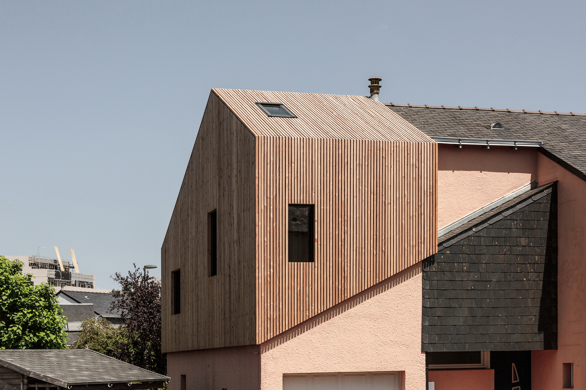 法国 Preux 区 80 年代房屋的 LRVO 木质扩展-15