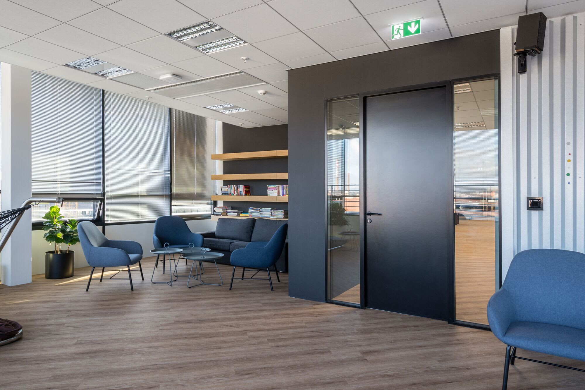 阿瓦斯特布尔诺办公室-9