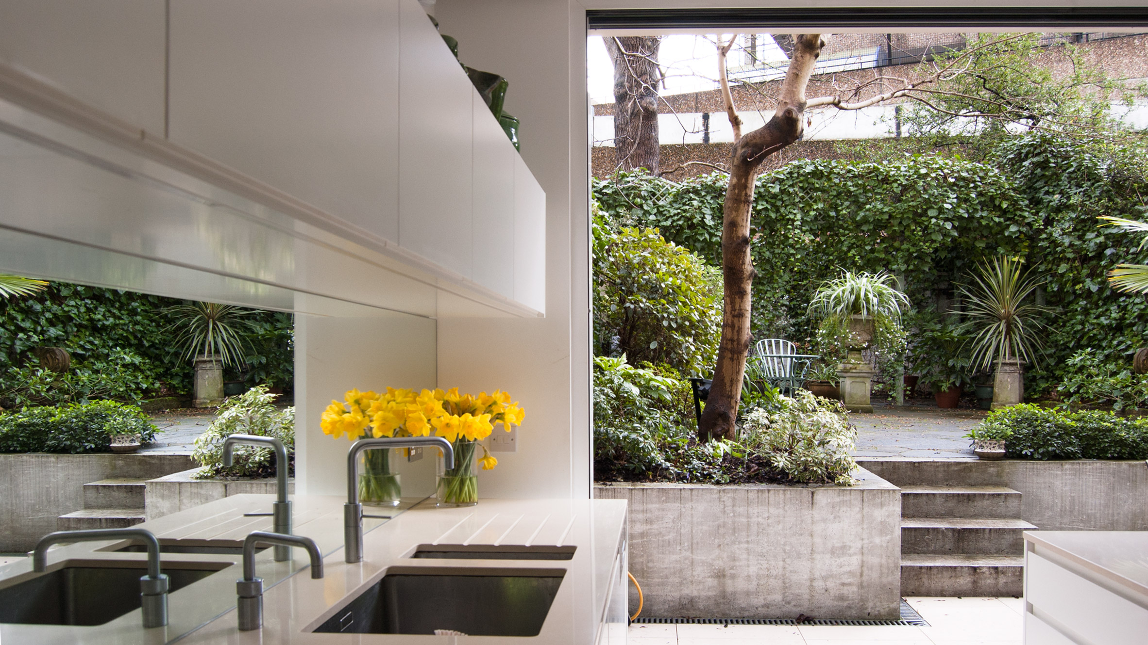 William Tozer adds white-walled living spaces to renovated Victorian house-0