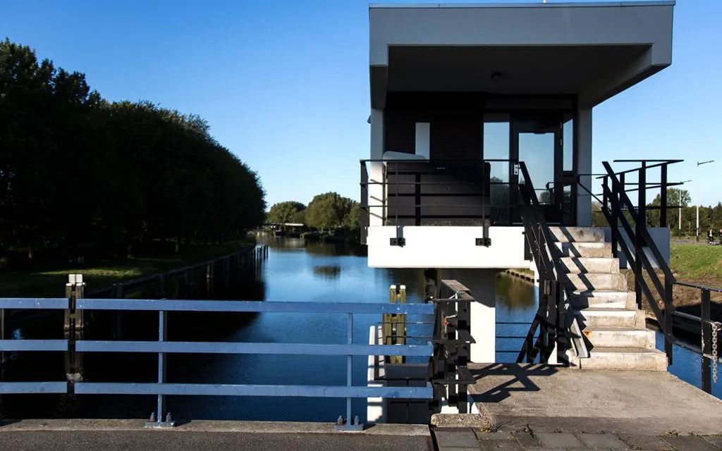 运河上的居住空间 | 阿姆斯特丹的城市更新-49