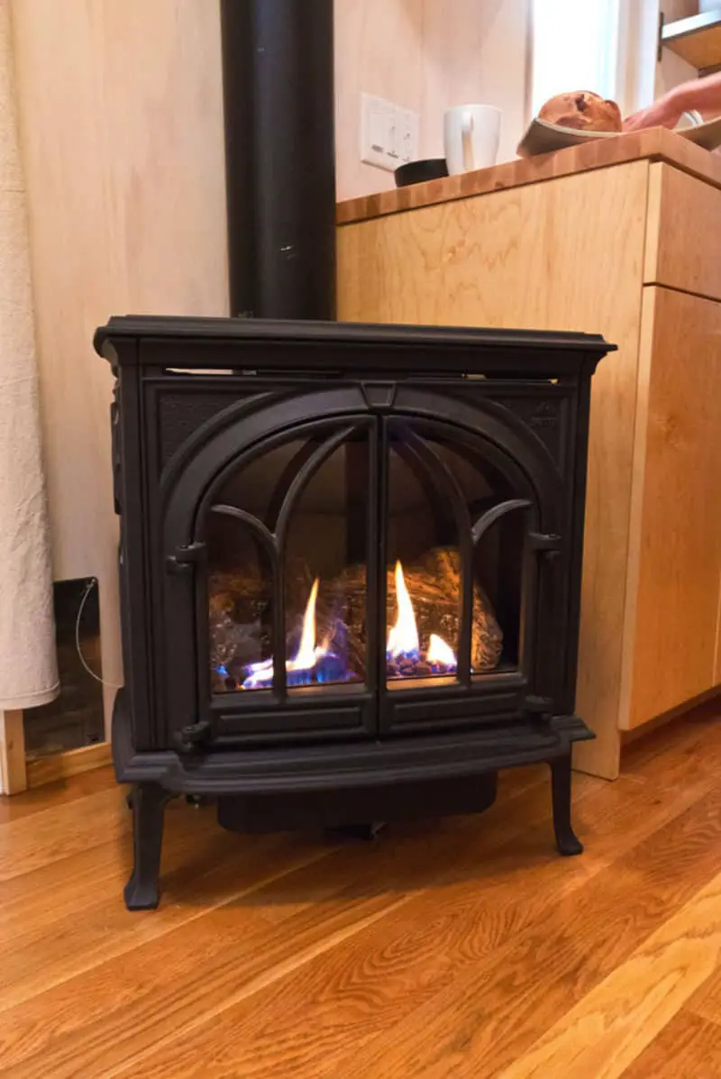 加州 Ojai 迷你木屋,13m²的自给自足舒适空间-16