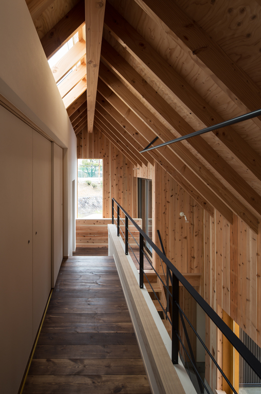 淀川堤防下の中庭式曲り屋丨日本大阪丨究建築研究室,名城大学柳沢研究室,エス・キューブ・アソシエイツ-11