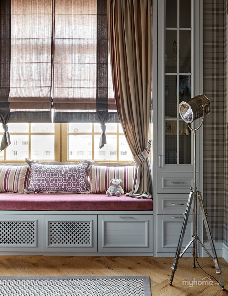 俄罗斯奥廖尔公寓 | 独特的蓝绿色调设计-12