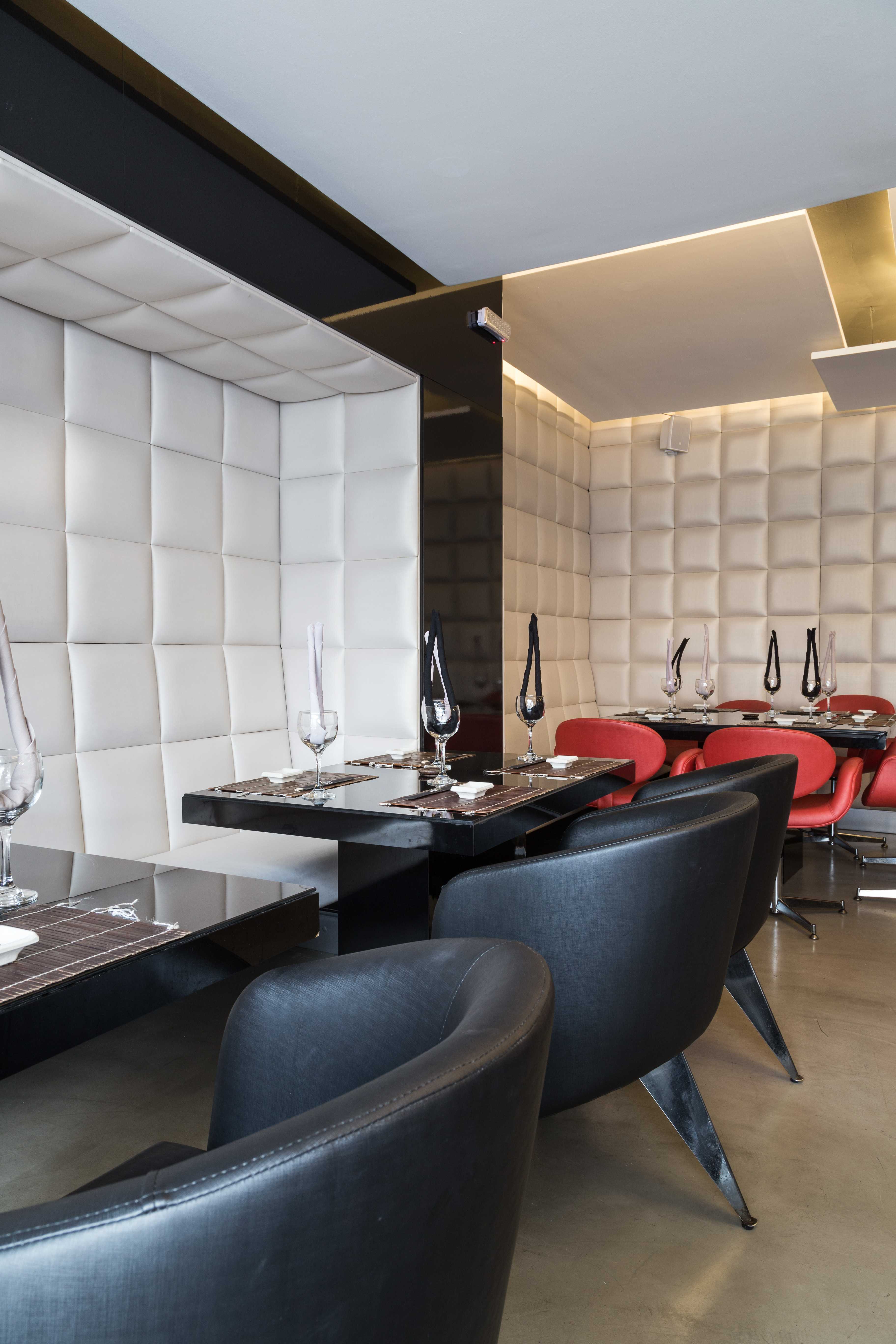 日本现代料理餐厅 Takedo 的精致室内设计-23