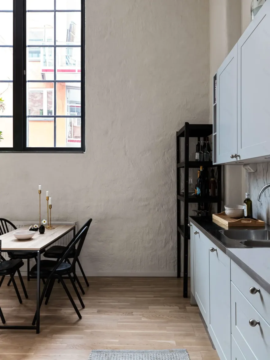 瑞典工业风迷你复式小 loft,绿色点缀完美空间-9