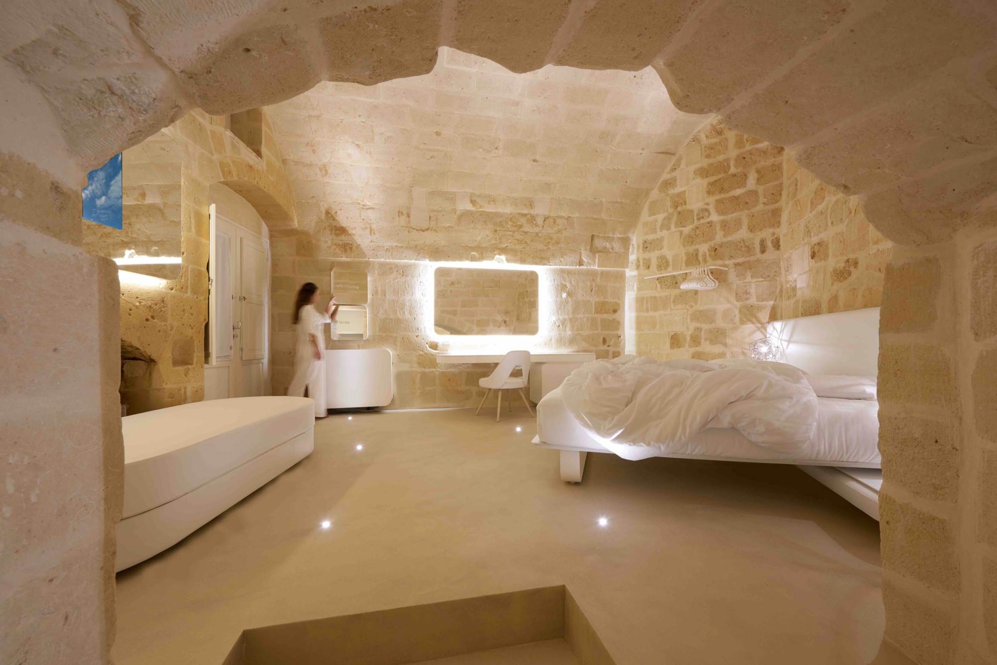 Aquatio Cave Luxury Hotel & SPA / Simone Micheli-9
