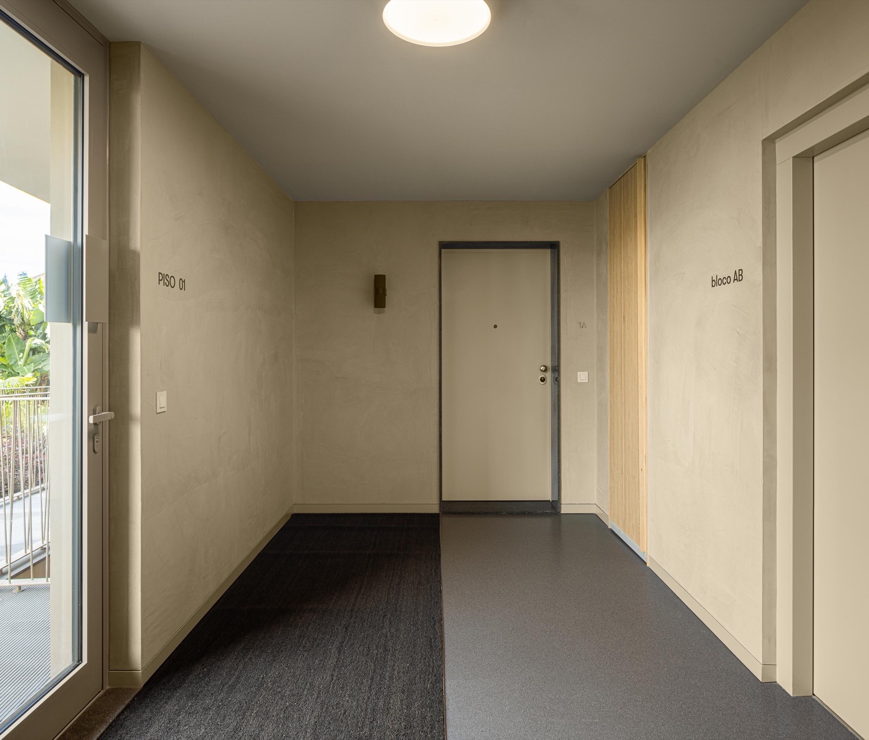 ERNESTO DO CANTO住宅区丨葡萄牙蓬塔德尔加达丨BOX arquitectos-245