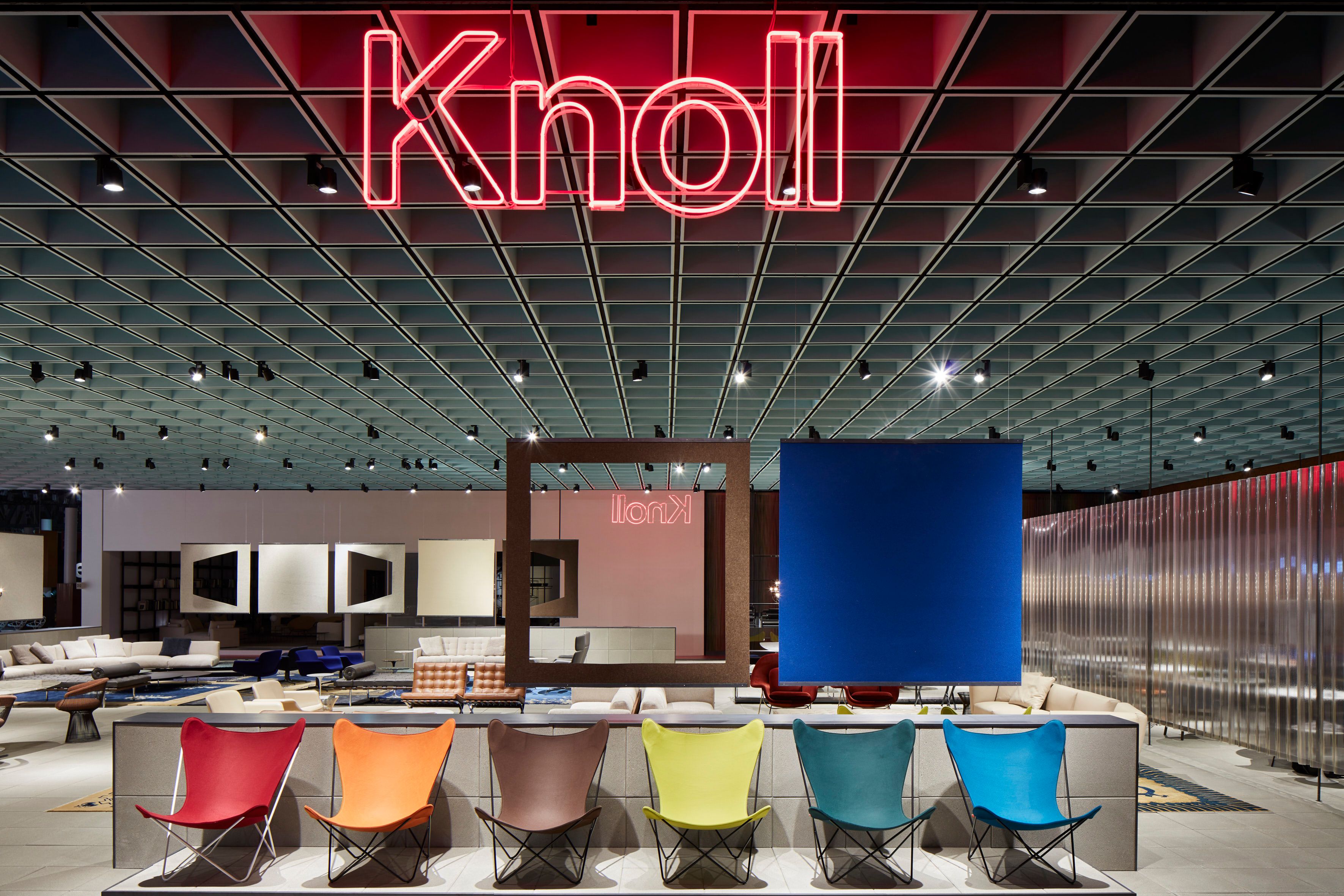 2018 米兰 Knoll 展馆 | 致敬布兰库西,模块化吊顶的现代演绎-3