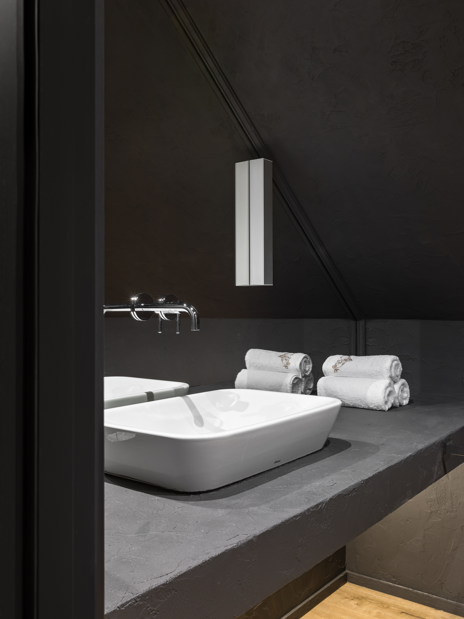 布洛瓦尔2号内饰（由于BROVAR可能是特定品牌、名称等，若有具体背景信息，可能会有更合适译法，这里按常规音译处理） 丨白俄罗斯明斯克丨VAE Studio-57