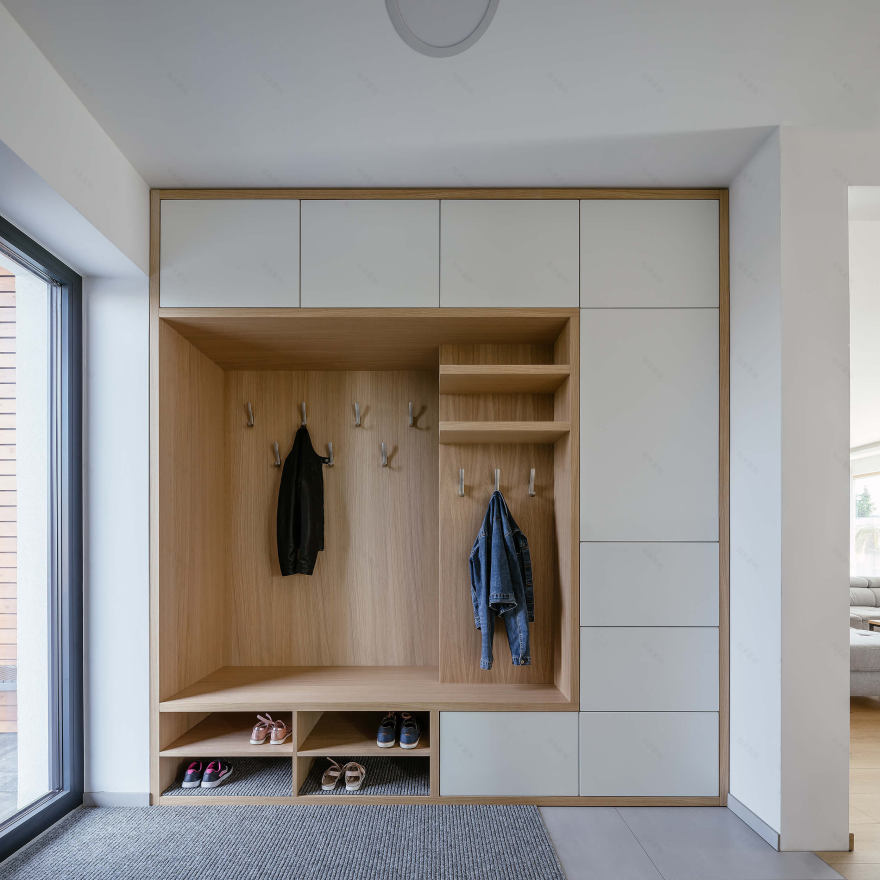 Villa Litomyšl II: A Family House Shaped 丨 Light, Slope, and Garden-4