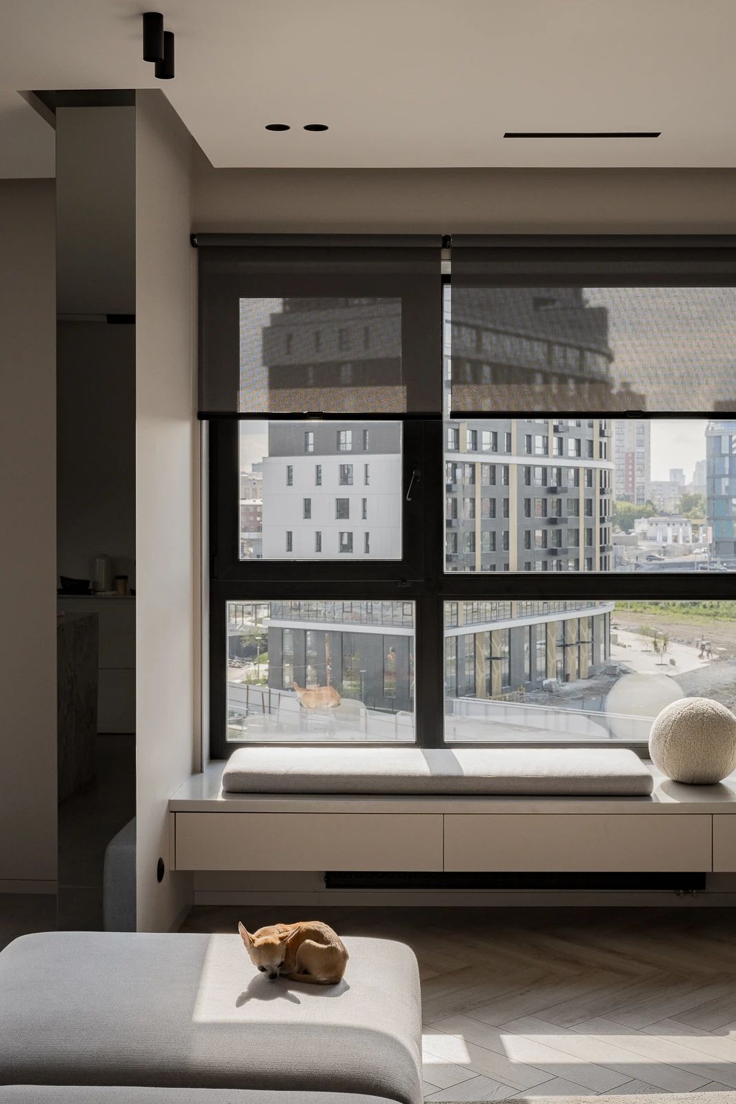 四口之家的现代室内设计-41