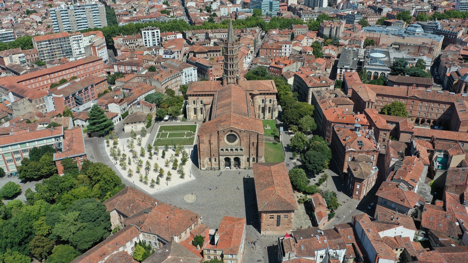 圣塞尔南广场 · 历史遗迹与可持续发展的和谐共生-5