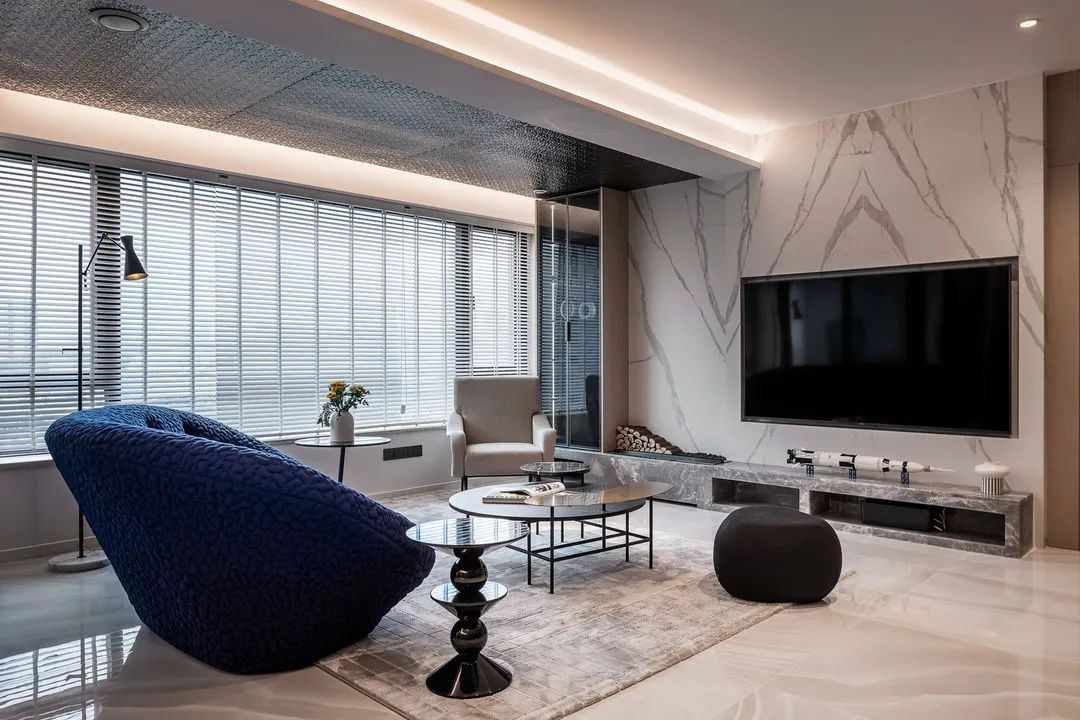 现代温馨与浪漫的居住空间-10