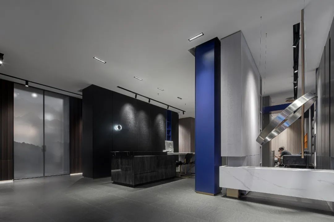 陈田喜铺 | 自然元素融入封闭空间,呈现循环、开放的空间轨迹-17