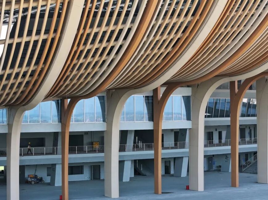 大地幕墙携行业同仁共探大湾区文化体育中心-49