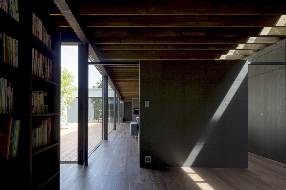 东京郊区多代人居住的 UMBER 住宅-19