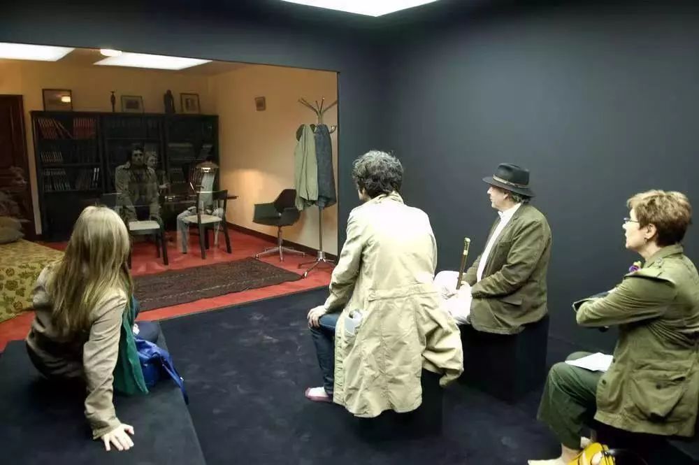 穿越镜像，探寻虚实之间的艺术空间-38