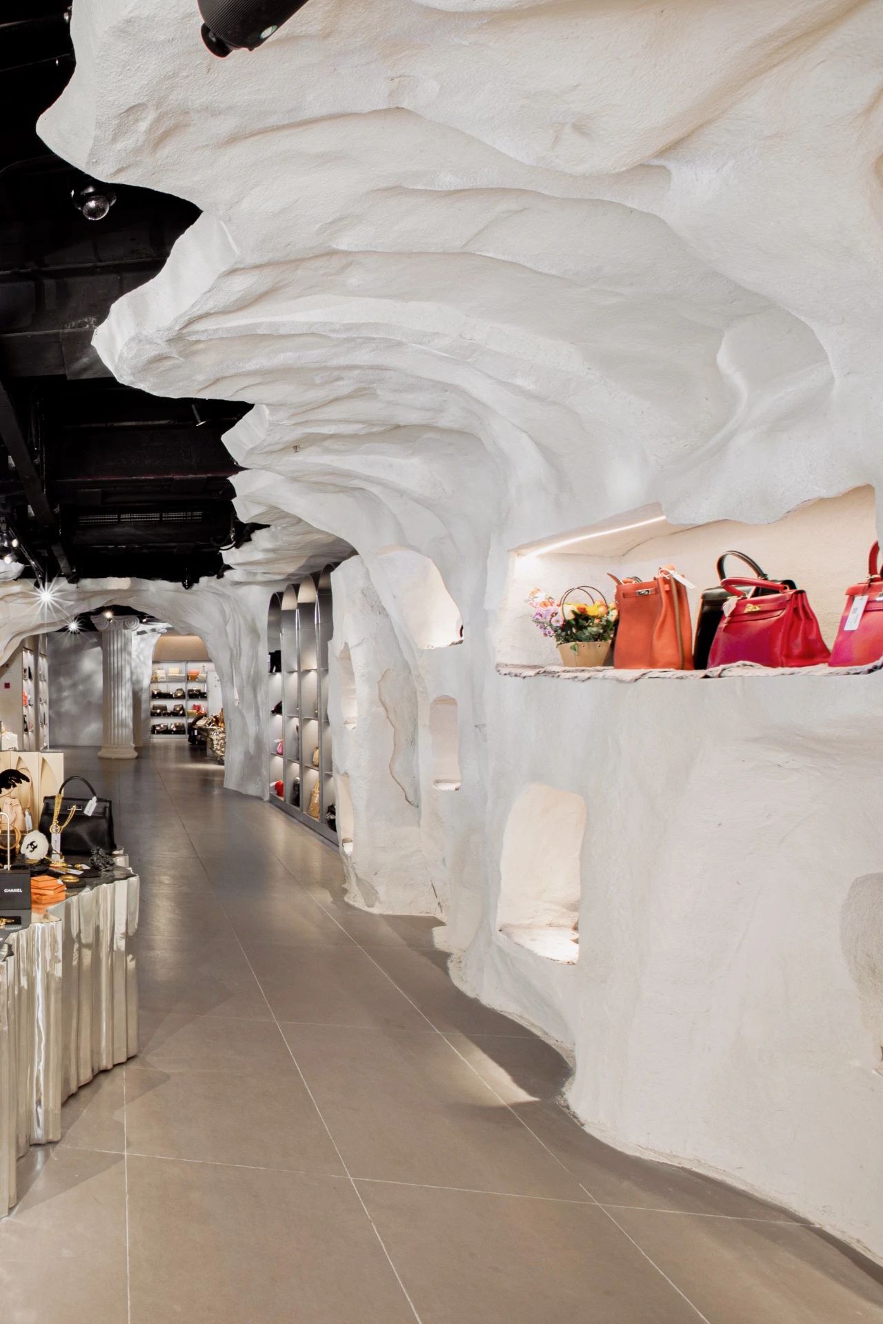 ブランド楽市 X ROOROY 联名买手旗舰店丨中国上海丨M21 设计中心-18