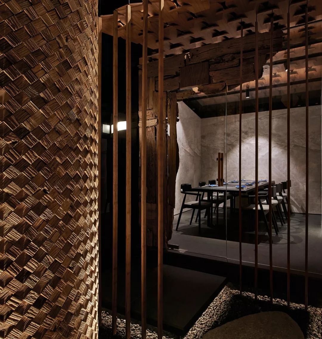 北京大德长安日式烧烤店 | 木百叶窗中的古都风情-12