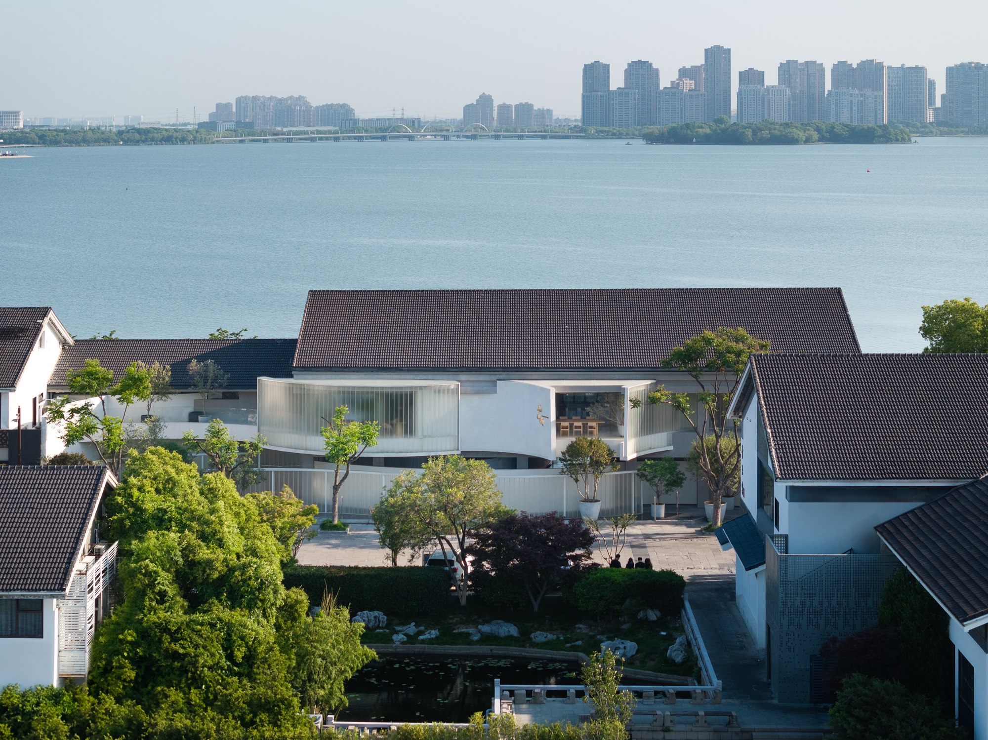 园冶·晶采轩苏州店丨中国苏州丨DOMANI东仓建设-11