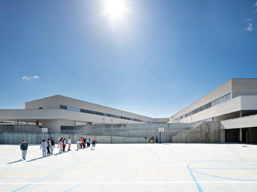 西班牙Indira Gandhi公立学校-4