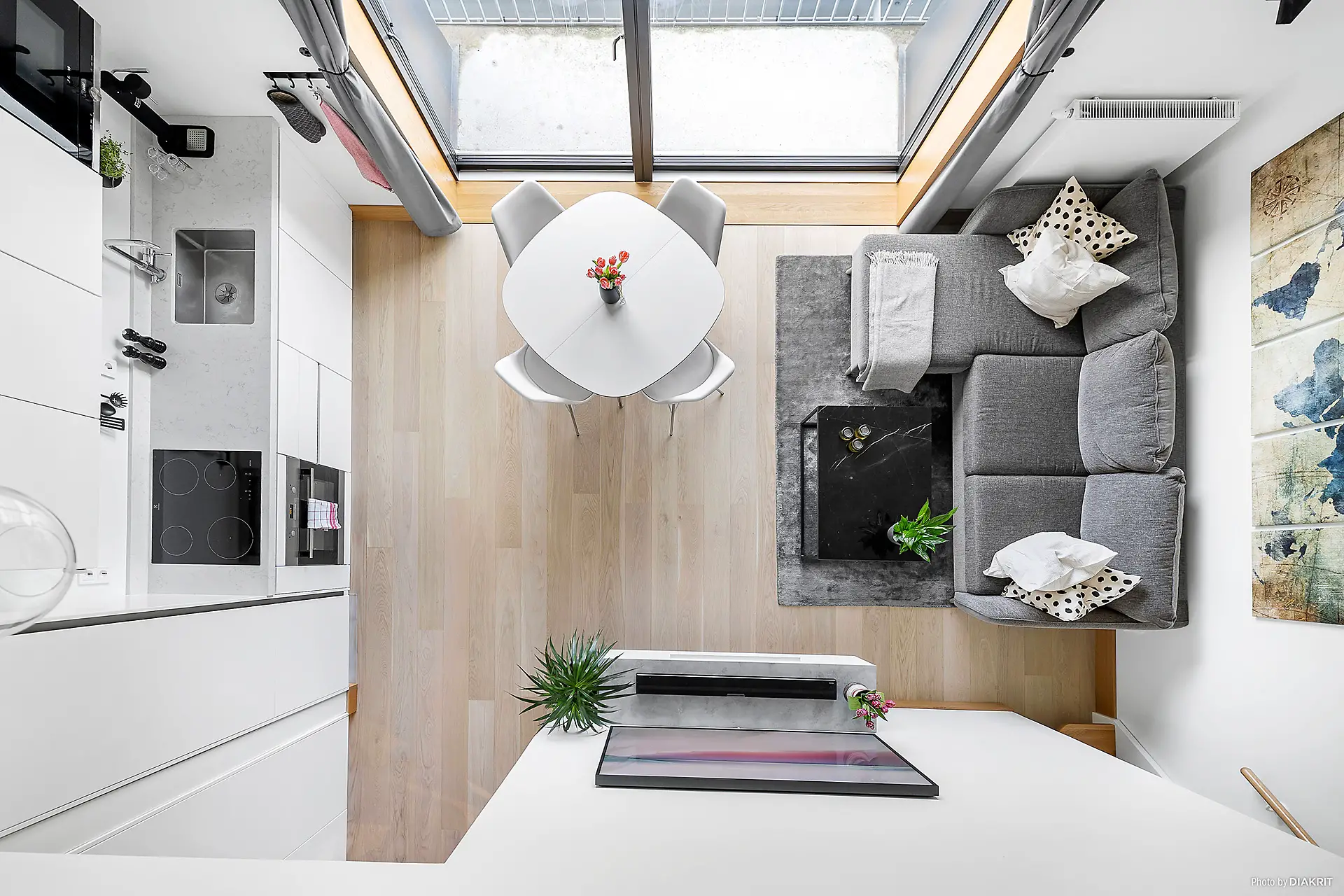 34m2 精致工作室,巧妙利用阁楼打造舒适空间-1
