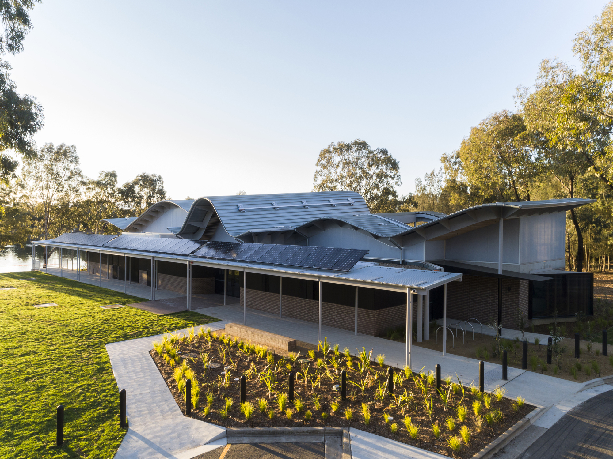 Woodcroft Neighbourhood Centre  / Carter Williamson Architects-41