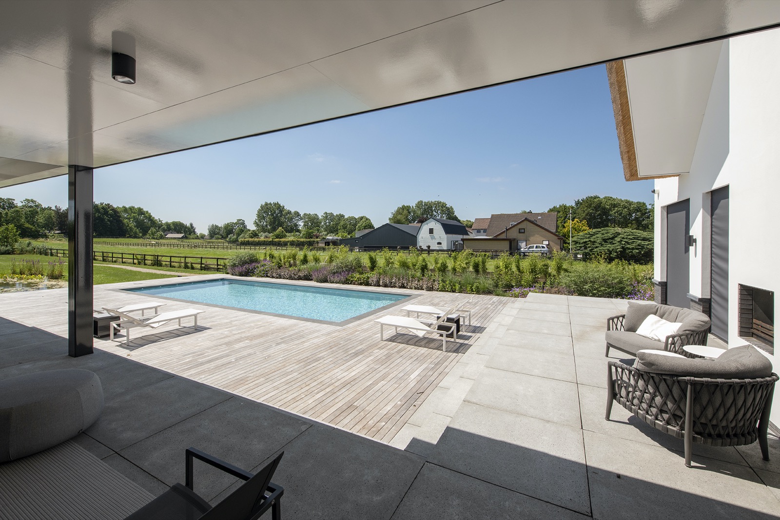 Vacation paradise at home-1