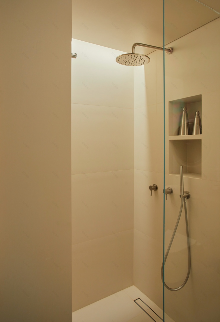 黑色中古风极简公寓-91