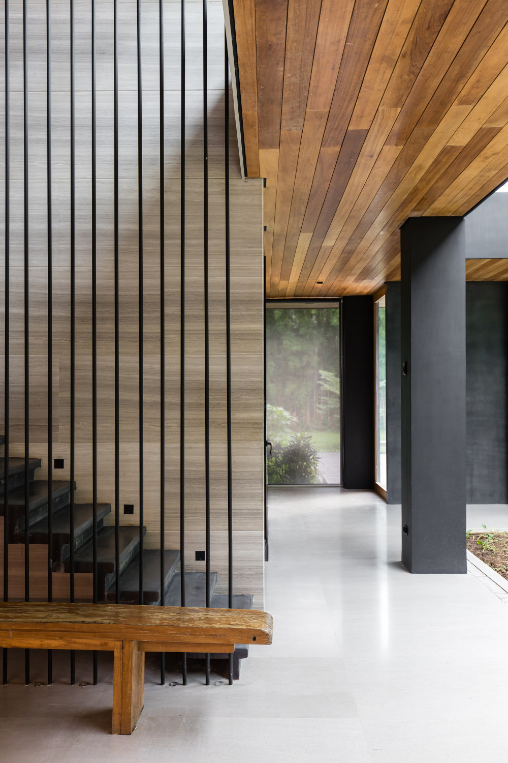 马尼拉特新房子 (2020) | 室内外融合的城市别墅-33