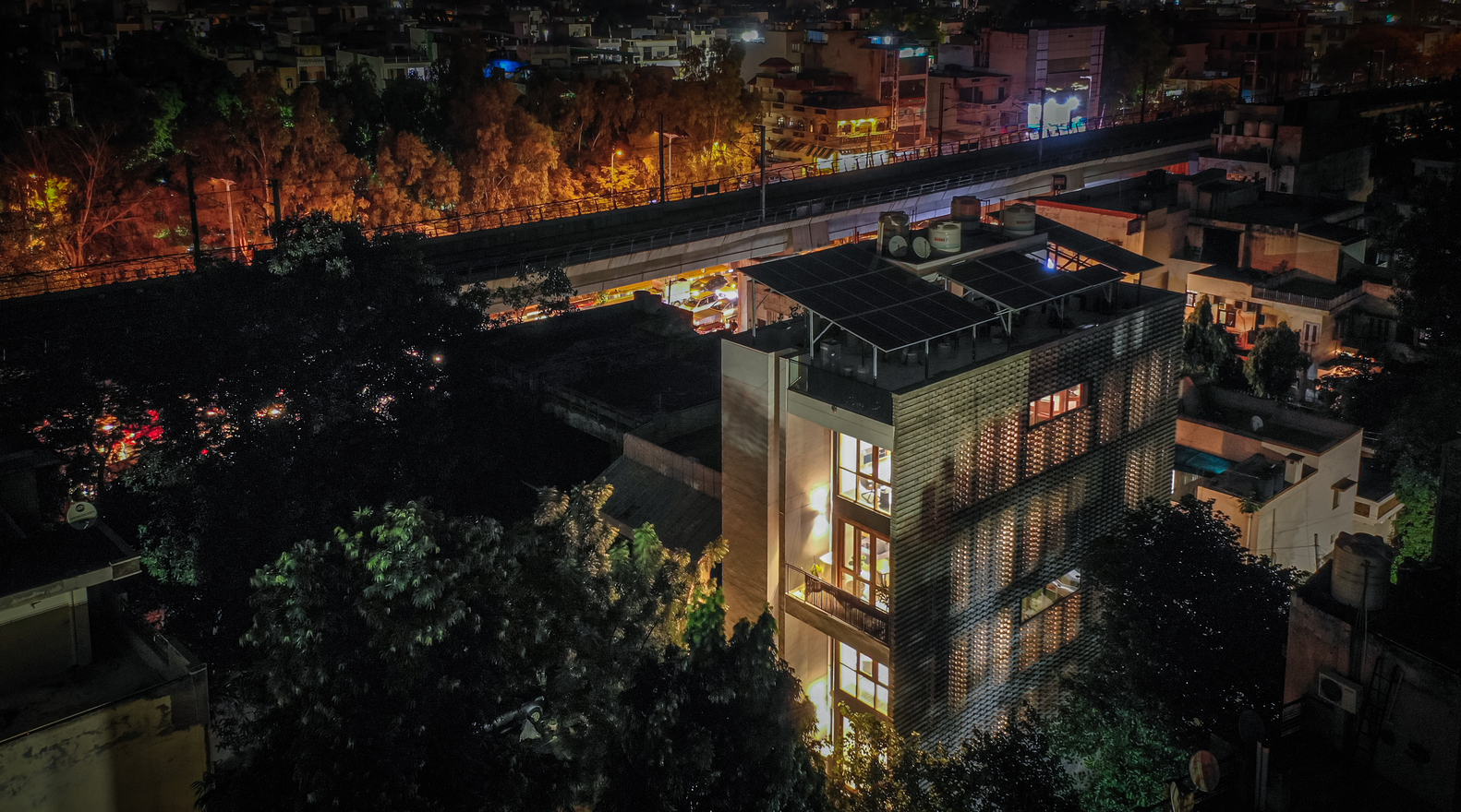 双家庭住宅的通透设计-46