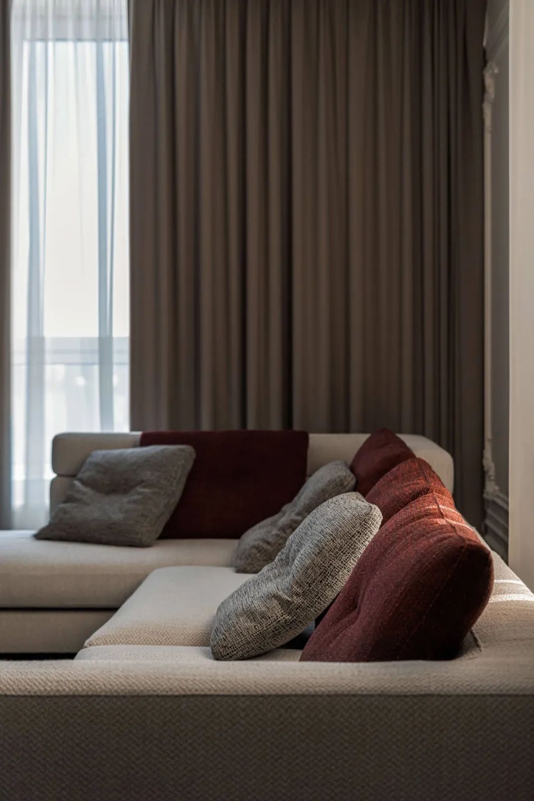 302㎡顶层复式住宅设计丨IQOSA Architect-13