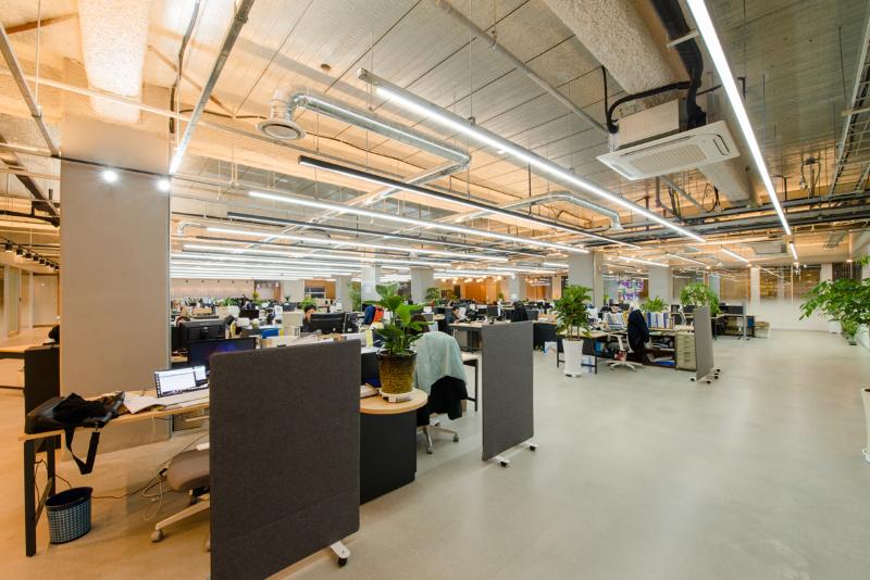 简约风 500 平公寓，宽敞舒适的空间设计-4