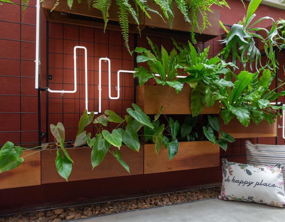 巴西 SP 公寓 | 独特木质设计，多功能客厅打造舒适住宅-8