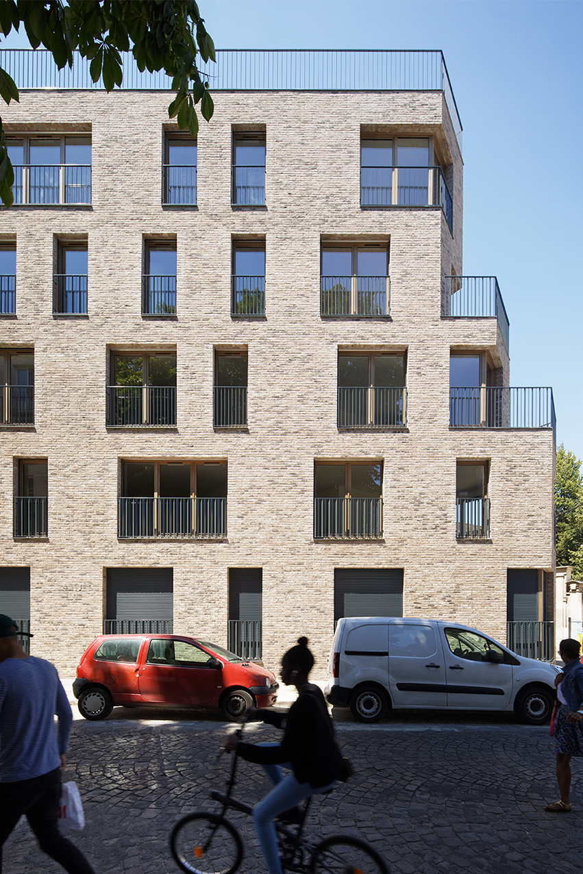 Logements et commerces, rue Gabriel Péri-6