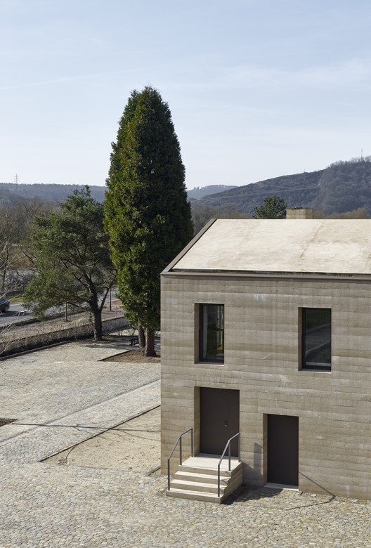 德国古堡酒庄的现代重生-36