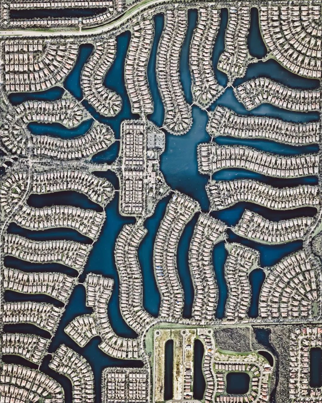 城市肌理 | 景观与建筑的完美融合-34