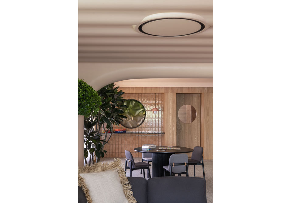 蜜桃俱乐部——空间与设计-13