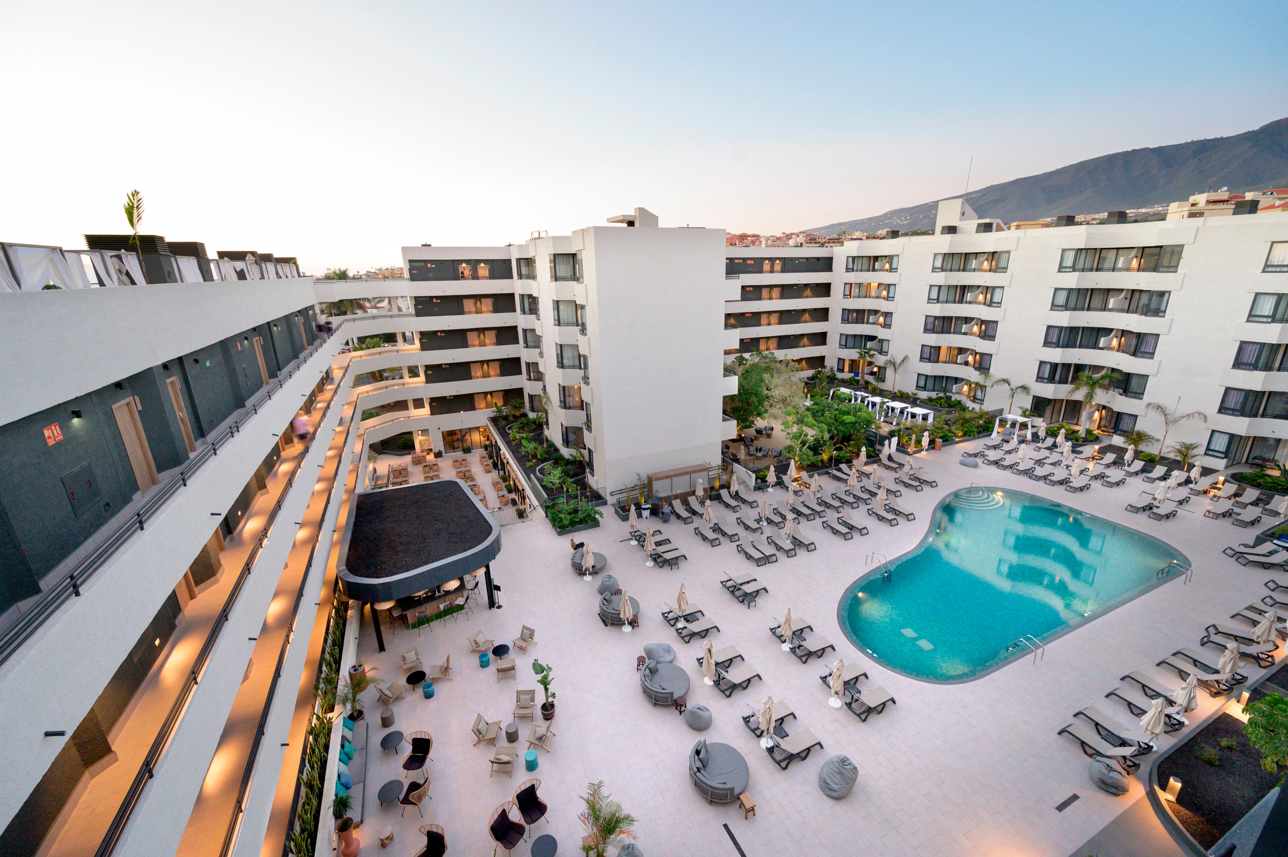 拉布兰达科斯塔阿德耶度假村丨意大利丨AlfaroManrique-67