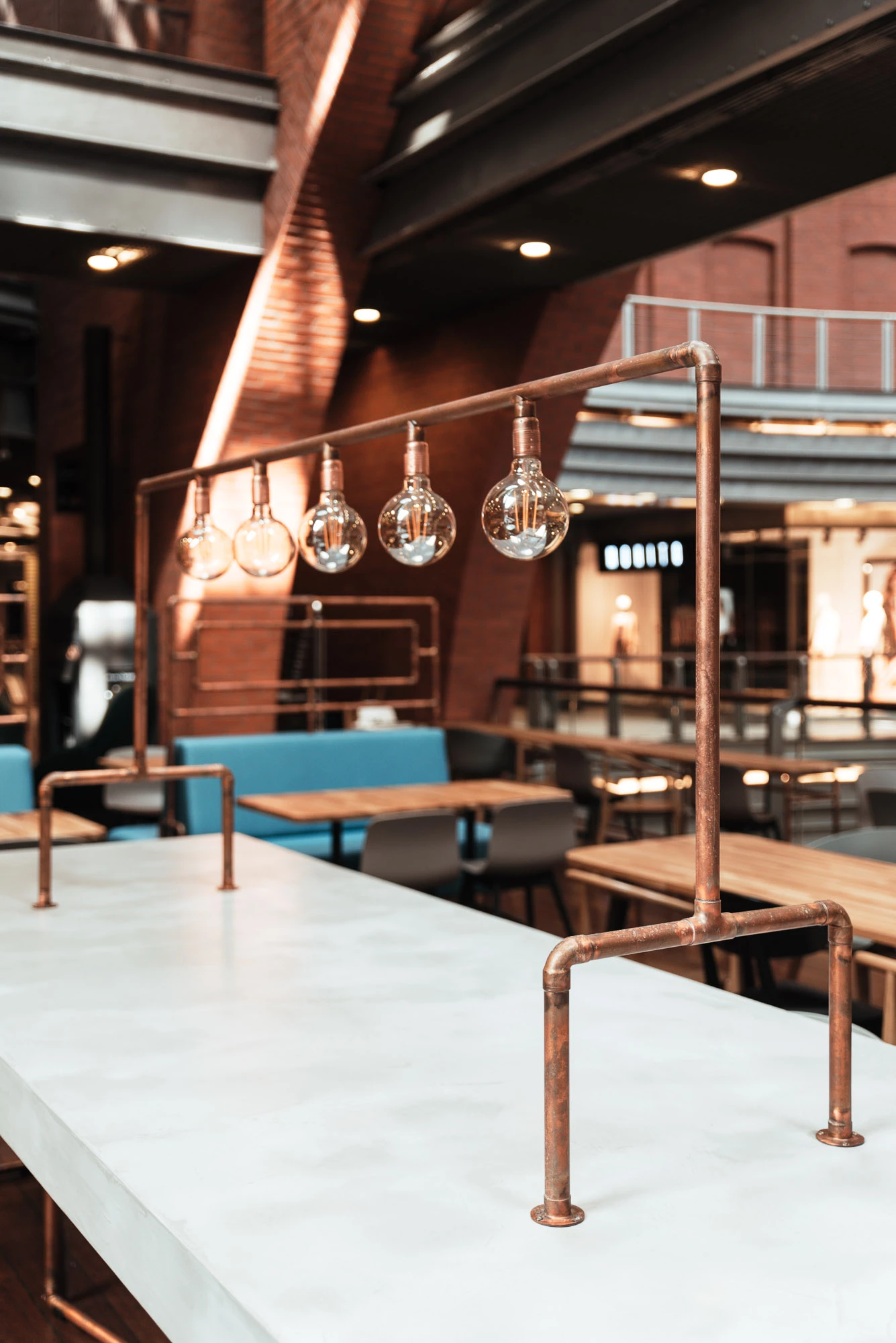 波兰 Stary Browar 购物中心现代厨房风格美食广场-26