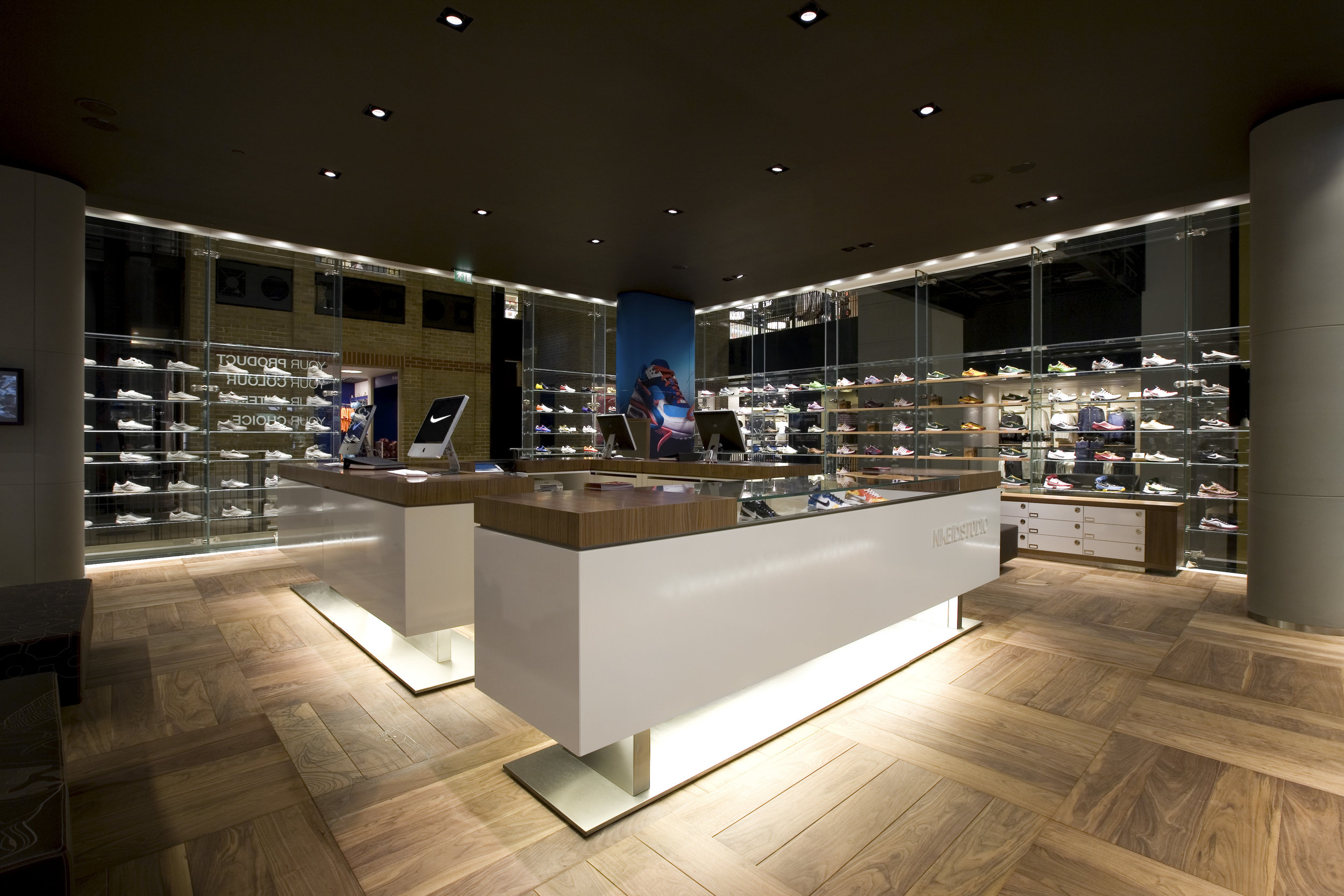 耐克个性化定制工作室丨英国伦敦-8