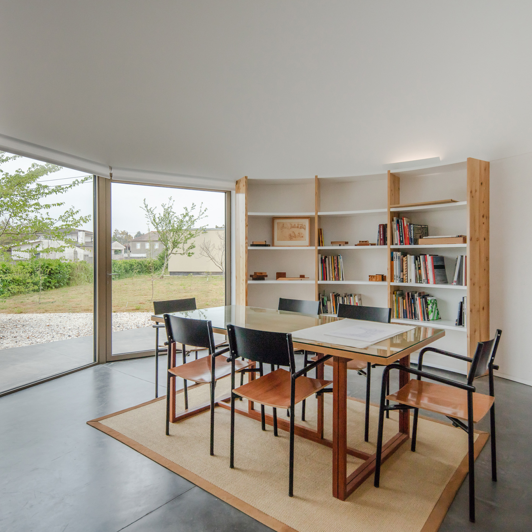 田野间的办公楼，葡萄牙 / Nelson Resende Arquitecto-43