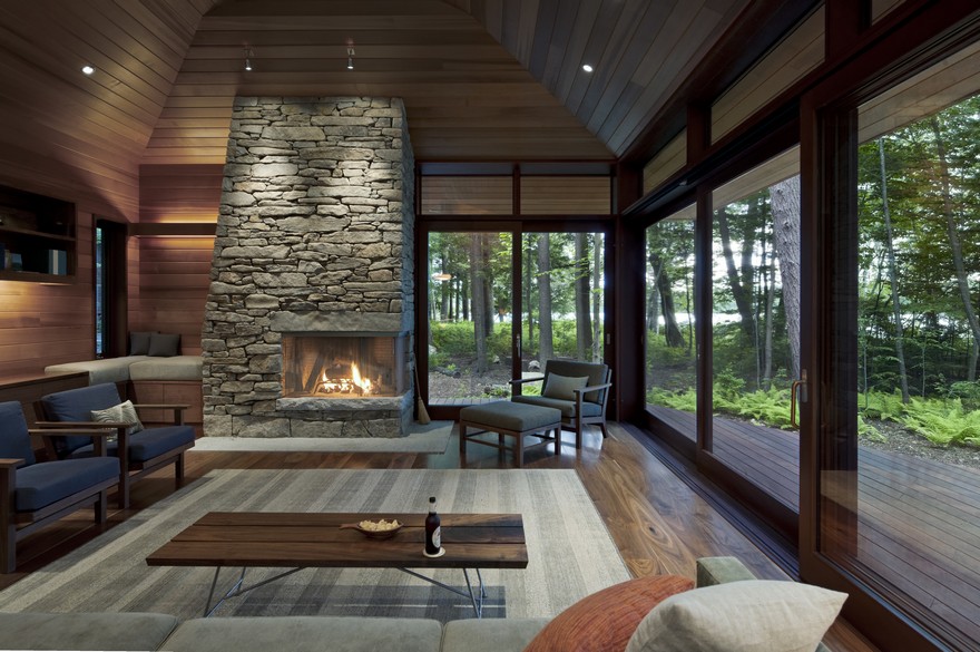 Lakeside Camping in New Hampshire Designed For Three Generations-15