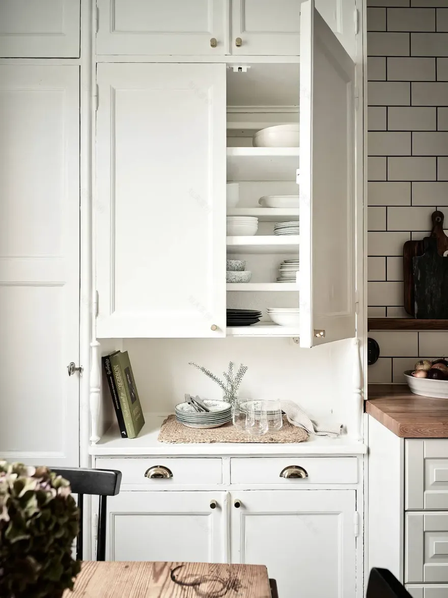 1926 年历史建筑中的温暖城市家园-9