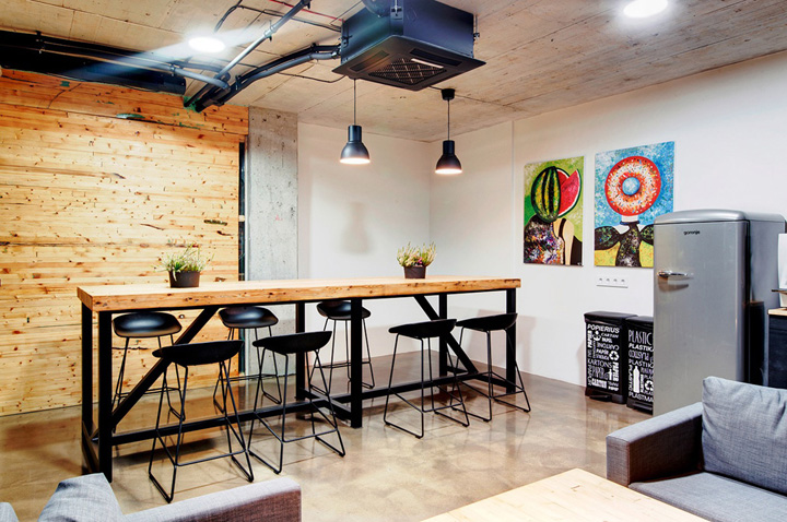 营销机构Partizanas立陶宛办公设计  Themselves-12