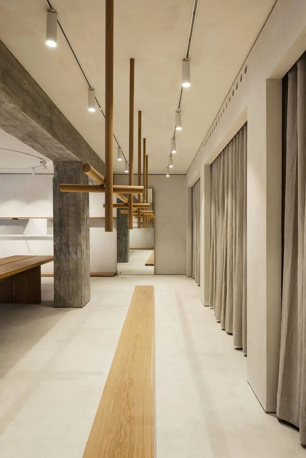 维也纳 NEHERA 女装空间设计丨奥地利维也纳丨Jan Nehera-6