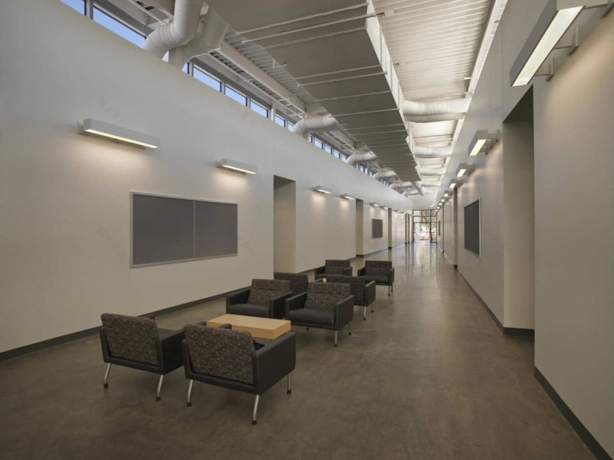 湖畔独立校园,集学习休闲于一体的 Waubonsee Community College Plano Classroom Building-47