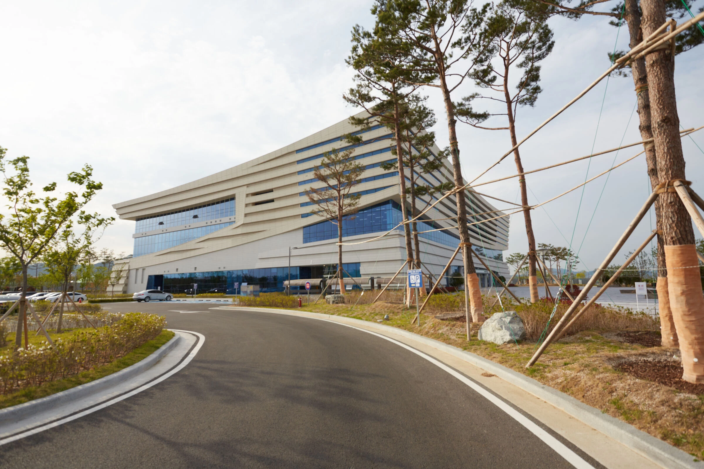 釜山国民议会图书馆丨韩国-11