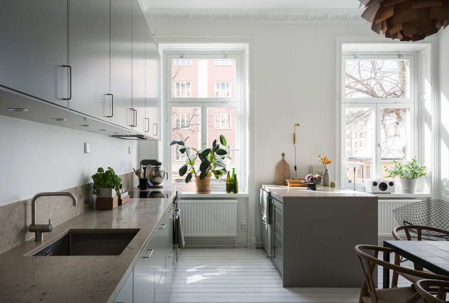 斯德哥尔摩橄榄绿公寓,冲浪板成独特装饰-10