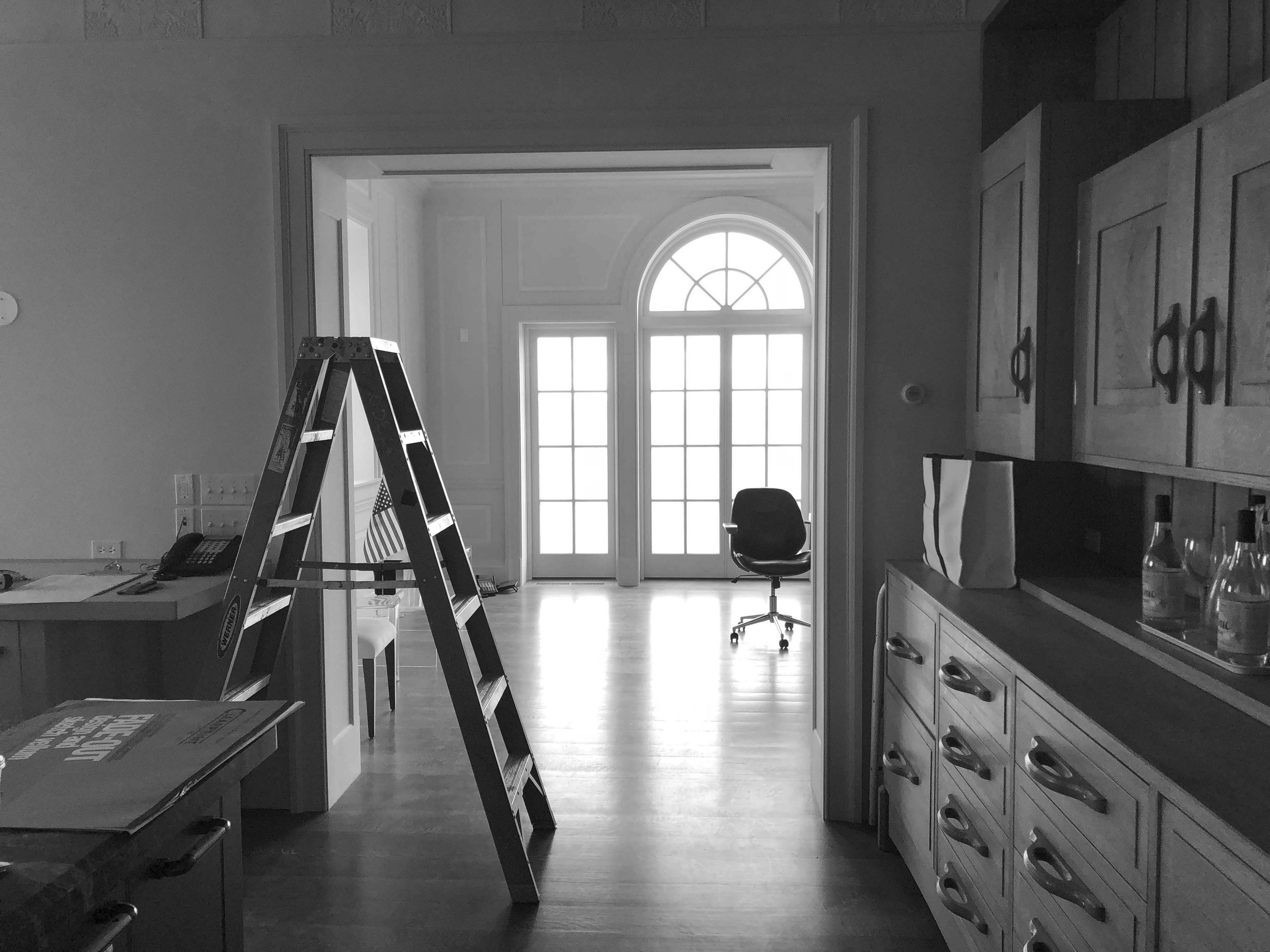 Waterfront Mediterranean Home — Charles Hilton Architects-17